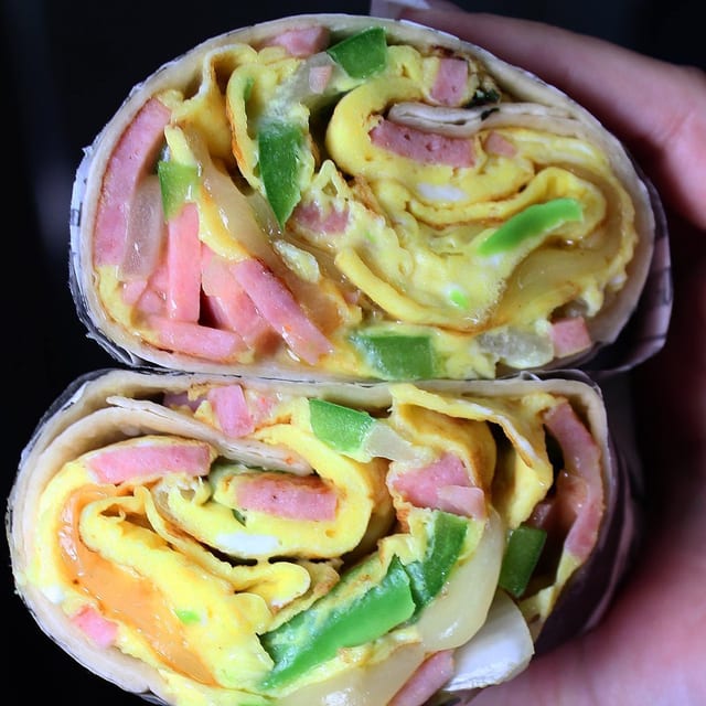 Huevos California Wrap.